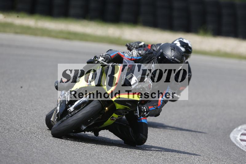 /Archiv-2025/49 26.08.2025 Cornu Master School ADR/blau-bleu/11